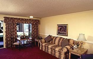 Lamp Liter Motel Visalia
